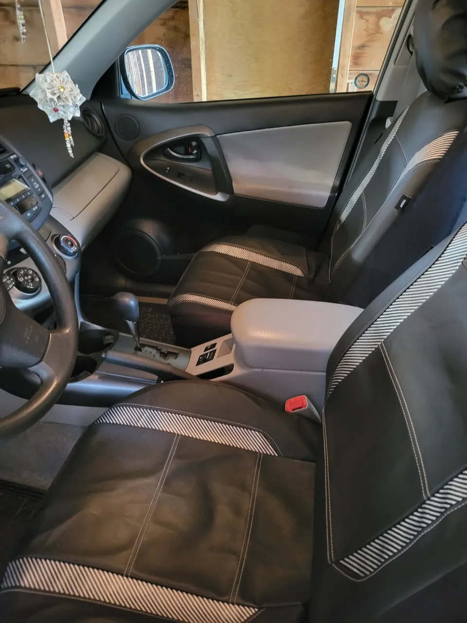 Toyota Rav4 2010 photo 3