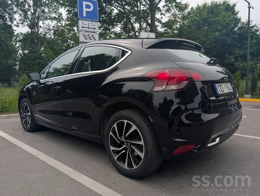 Citroen Ds4 2016 photo 2