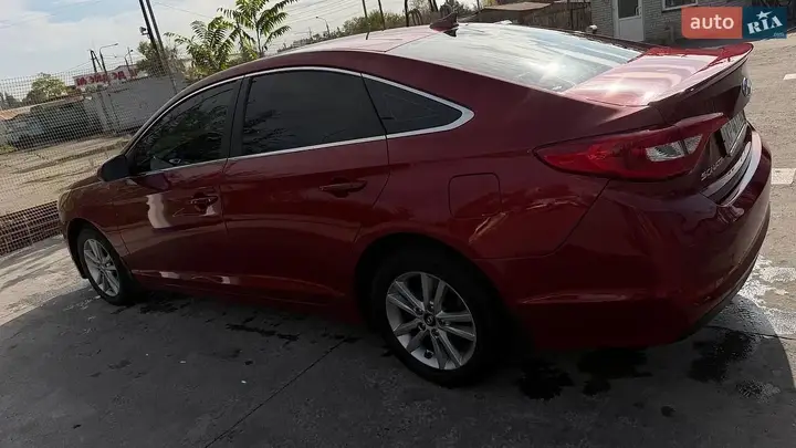 Hyundai Sonata 2015 photo 3