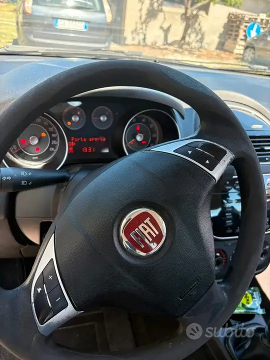 Fiat Punto 2013 photo 5
