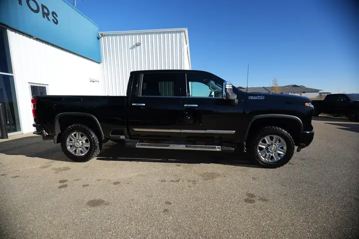 Chevrolet Silverado 3500Hd 2024 photo 4
