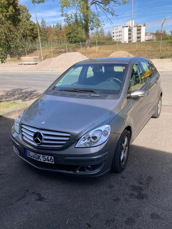Mercedes-Benz B 170