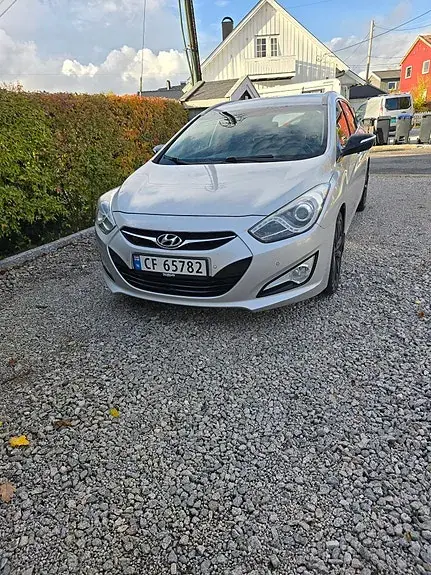 Hyundai I40 2012 photo 3