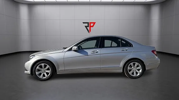Mercedes-Benz C220 2014 photo 4