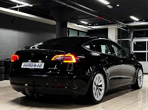 Tesla Model 3 2021 photo 5