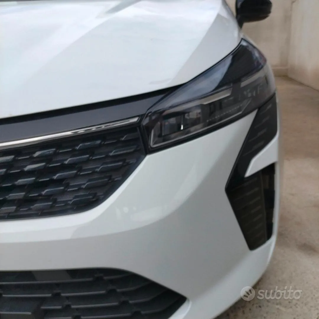 Renault Clio 2025 photo 2