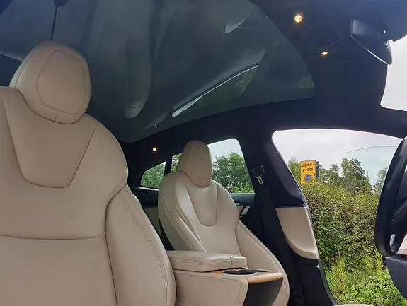 Tesla Model S 2020 photo 5