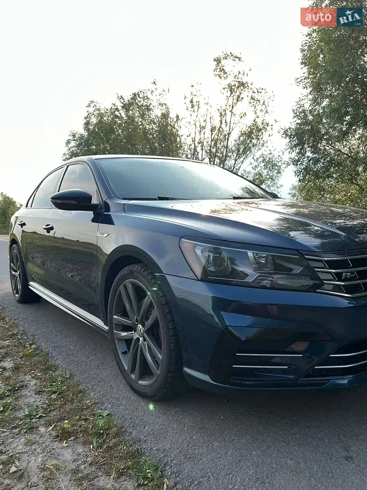 Volkswagen Passat 2018 photo 2