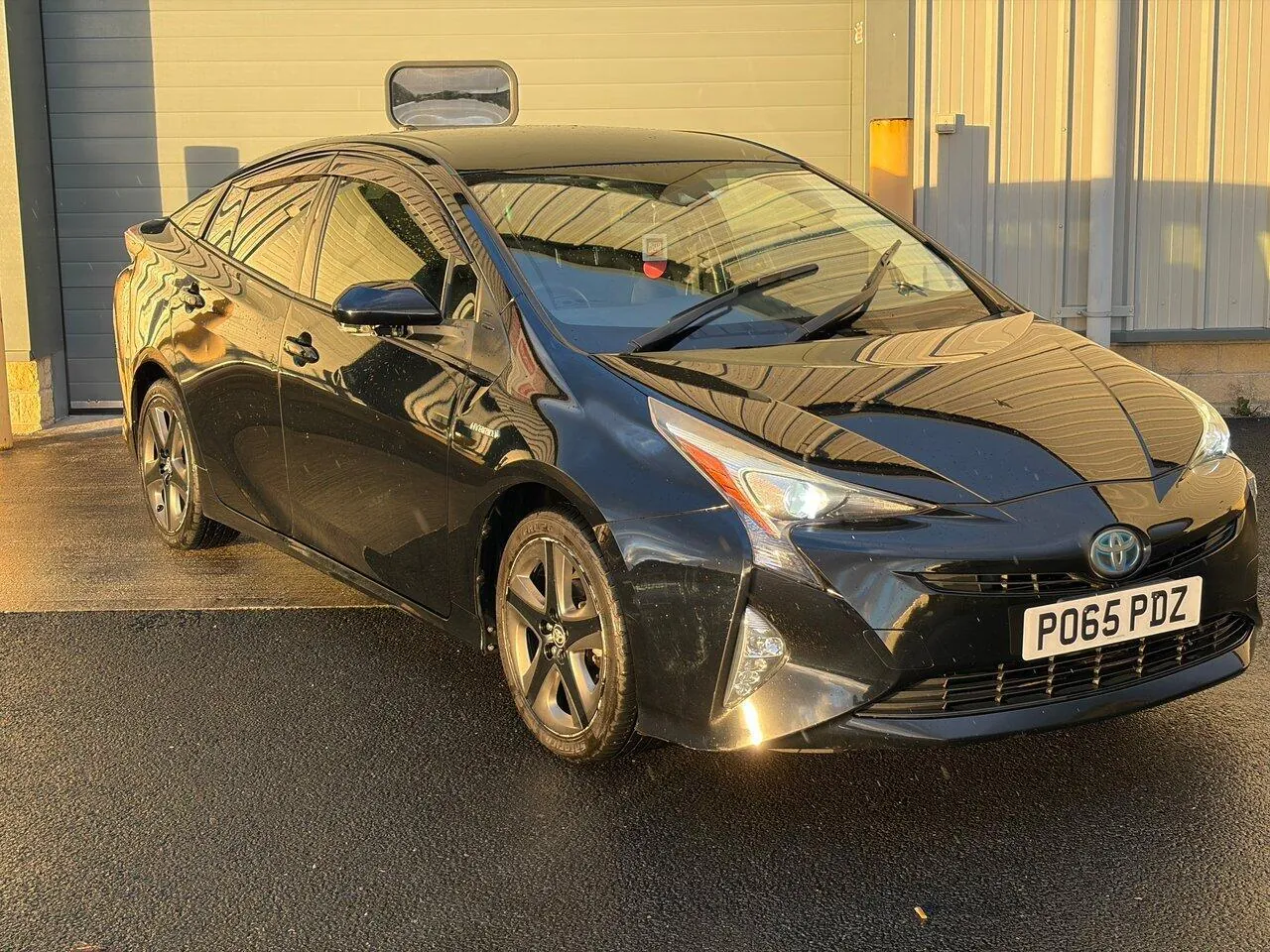 Toyota Prius 2024 photo 5