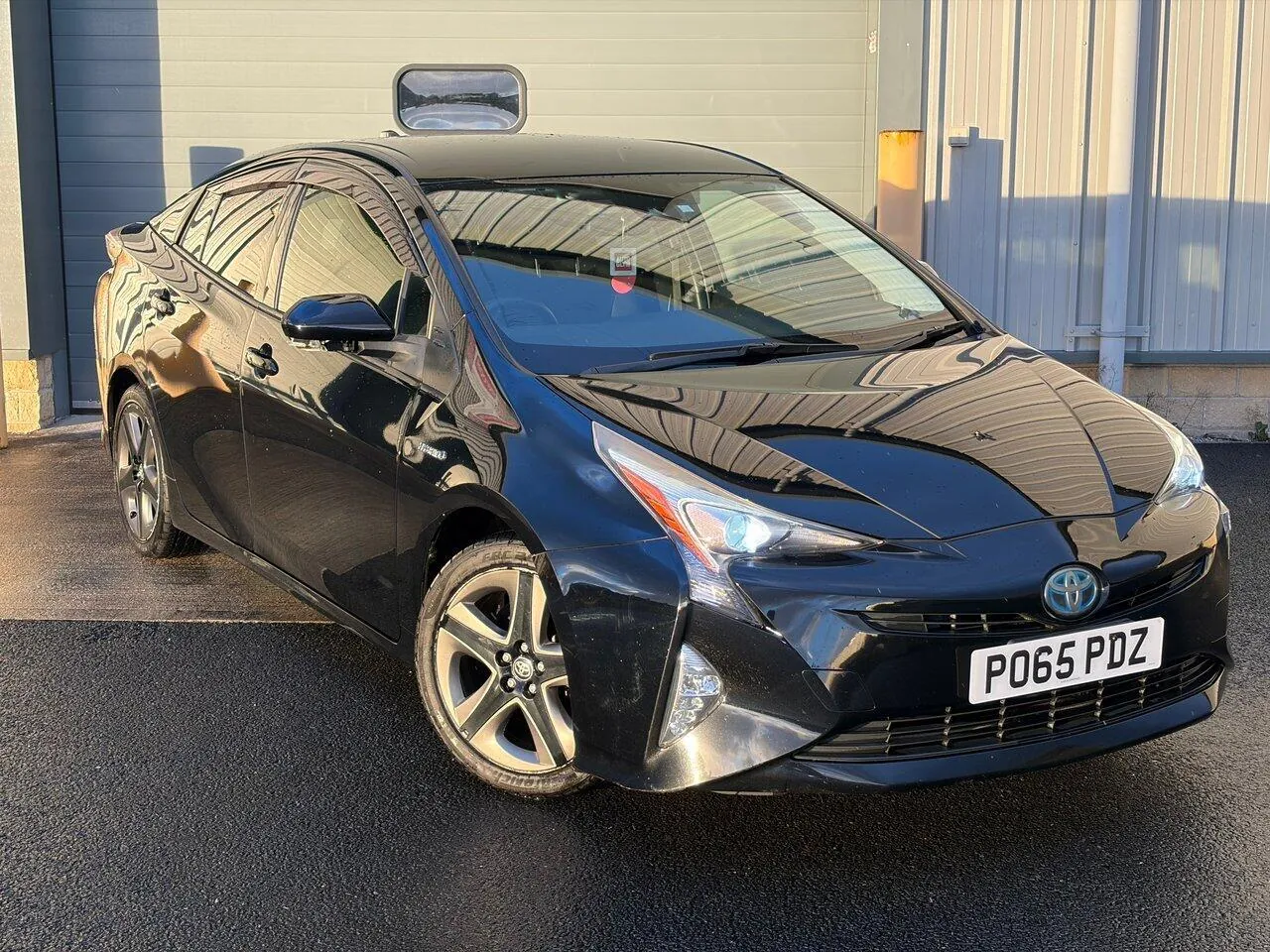 Toyota Prius 2024 photo 3