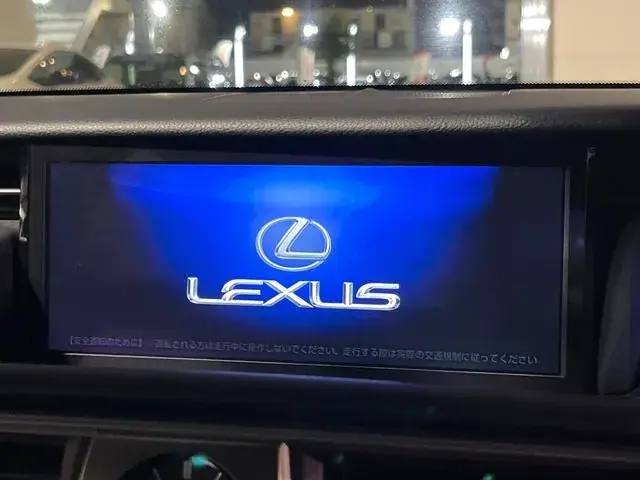 Lexus Is 2016 photo 3