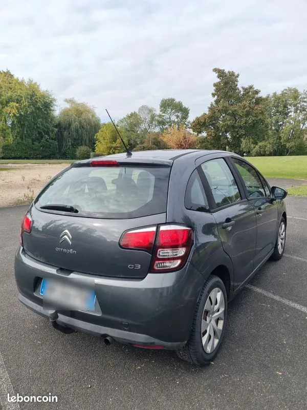Citroen C3 2015 photo 2