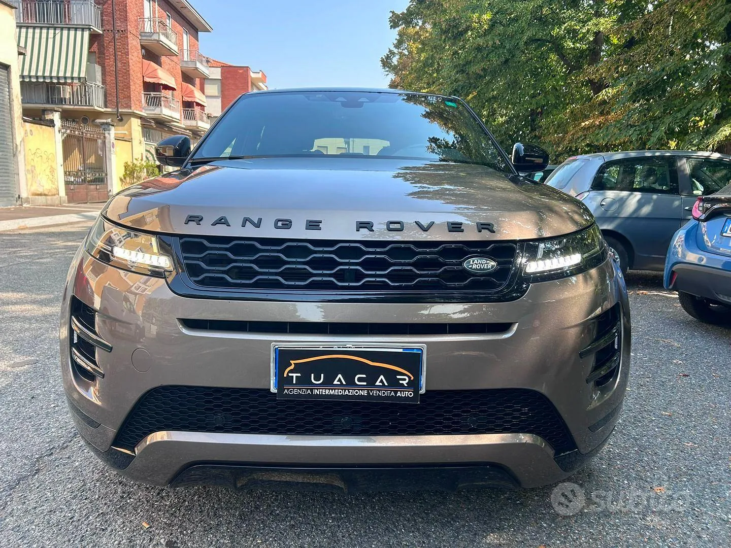Land Rover Range Rover Evoque 2019 photo 2