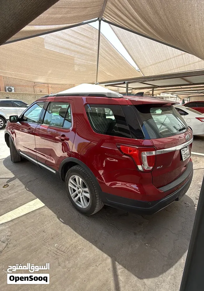 Ford Explorer 2018 photo 4