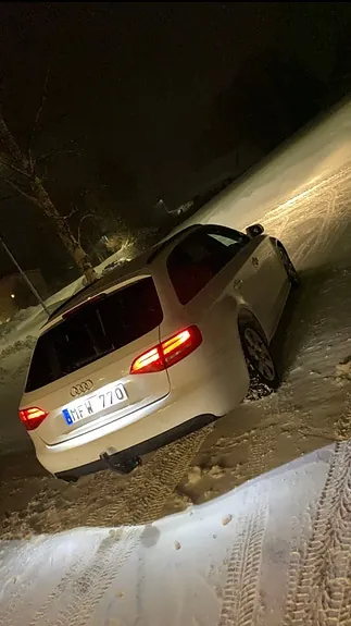 Audi A4 2012 photo 3