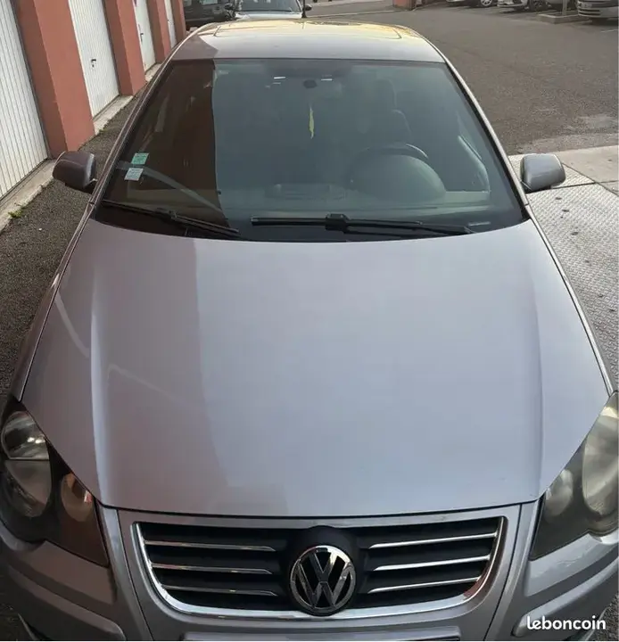 Volkswagen Polo 2008 photo 2