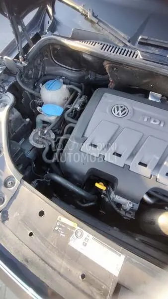 Volkswagen Touran 2013 photo 5