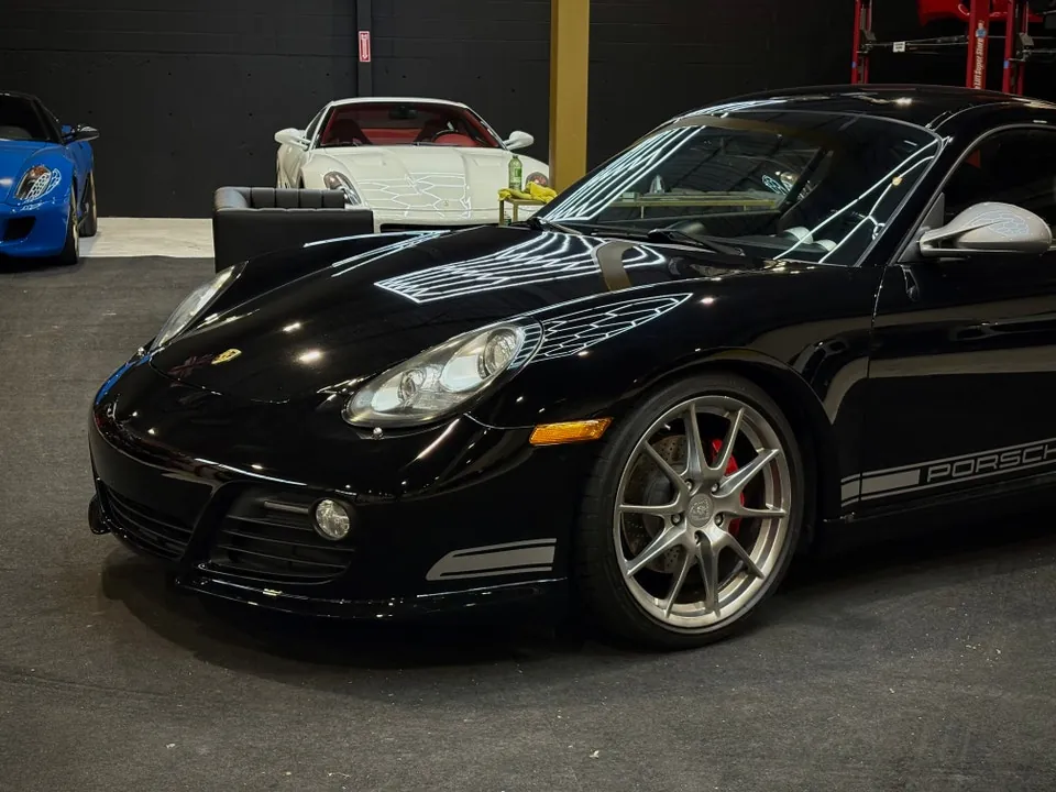 Porsche Cayman 2012 photo 2