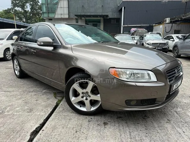 Volvo S80