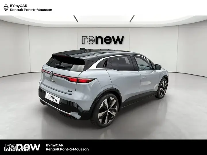 Renault Megane 2023 photo 5