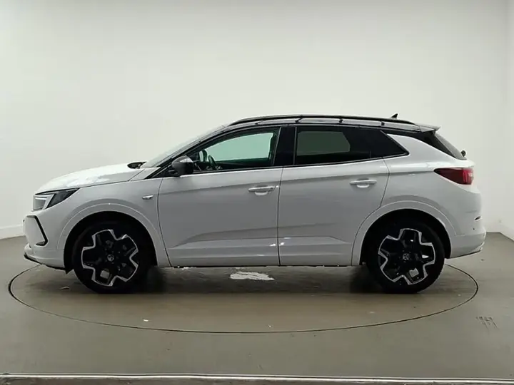 Vauxhall Grandland 2023 photo 4