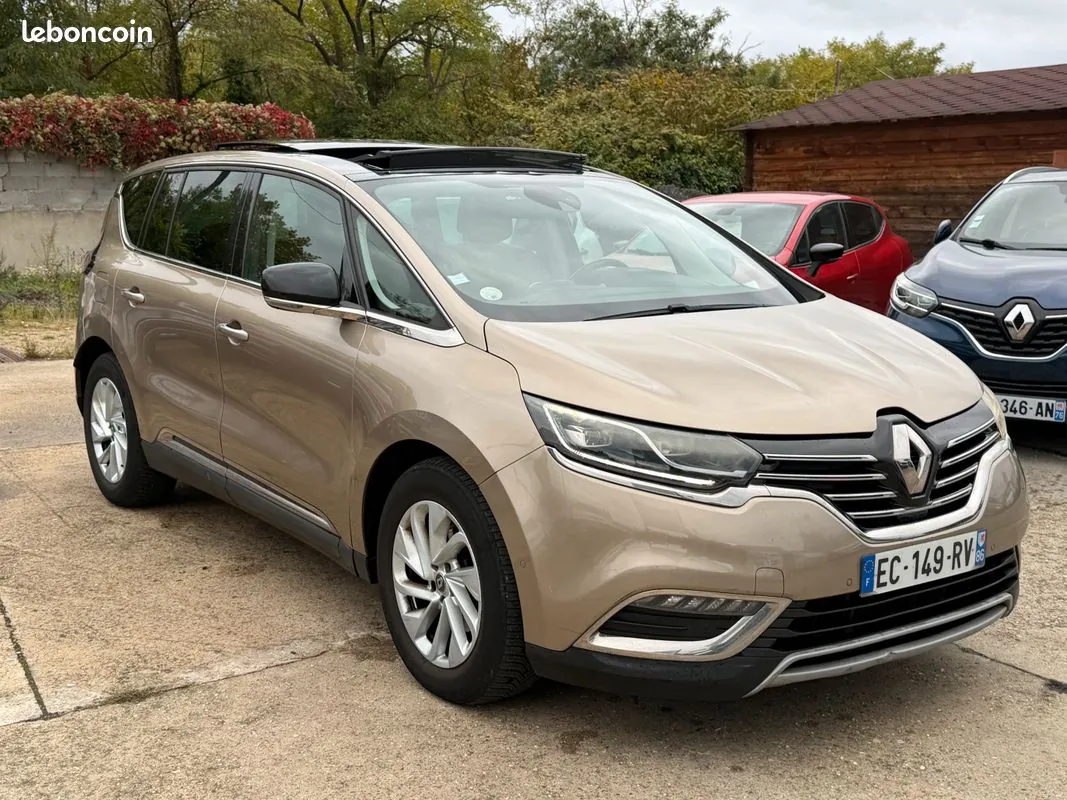 Renault Espace 2016 photo 2