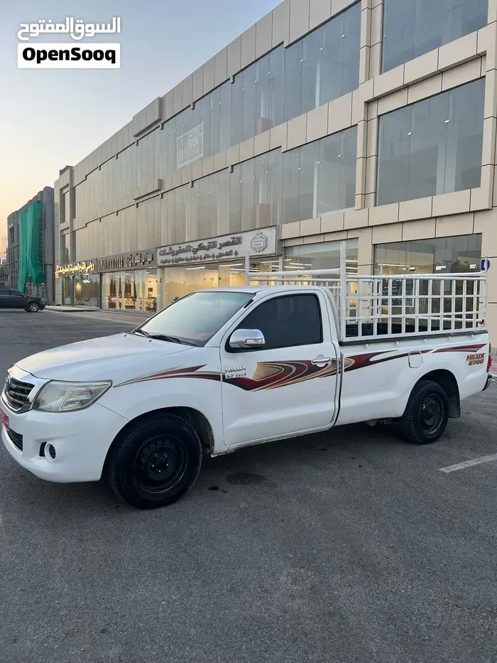 Toyota Hilux 2012 photo 2
