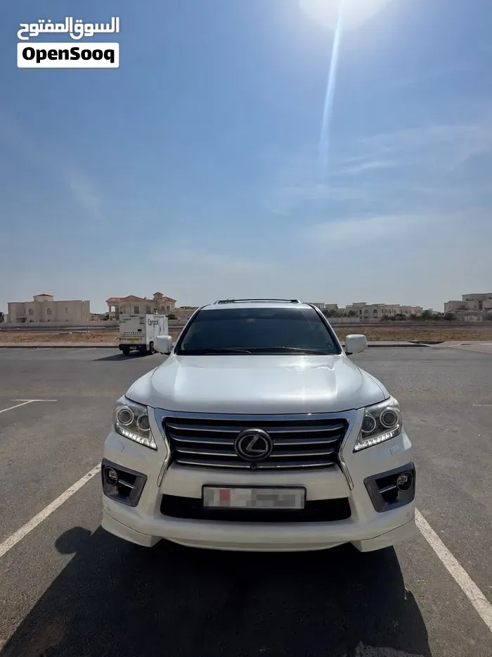 Lexus Lx 570 2010 photo 2