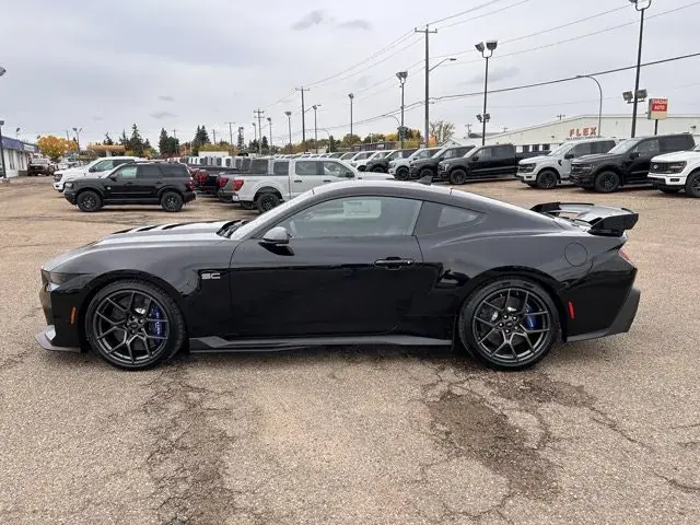 Ford Mustang 2026 photo 4