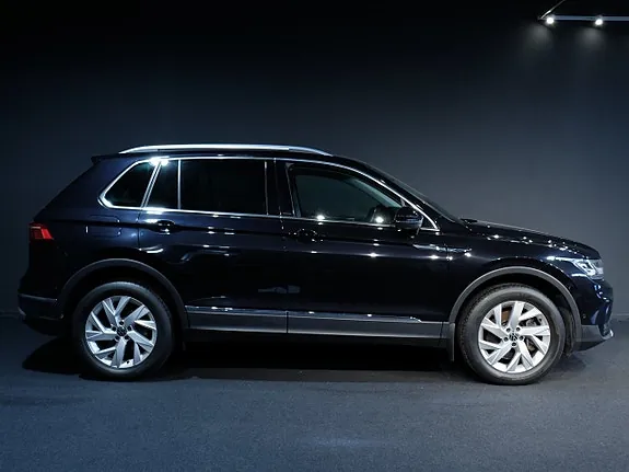 Volkswagen Tiguan 2021 photo 2