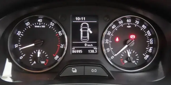 Skoda Rapid 2015 photo 2