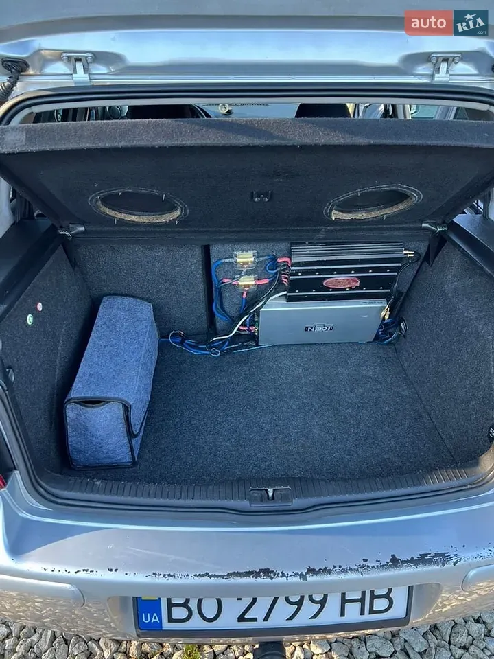 Volkswagen Golf 2001 photo 3