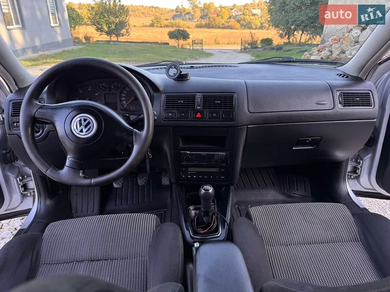 Volkswagen Golf 2001 photo 2
