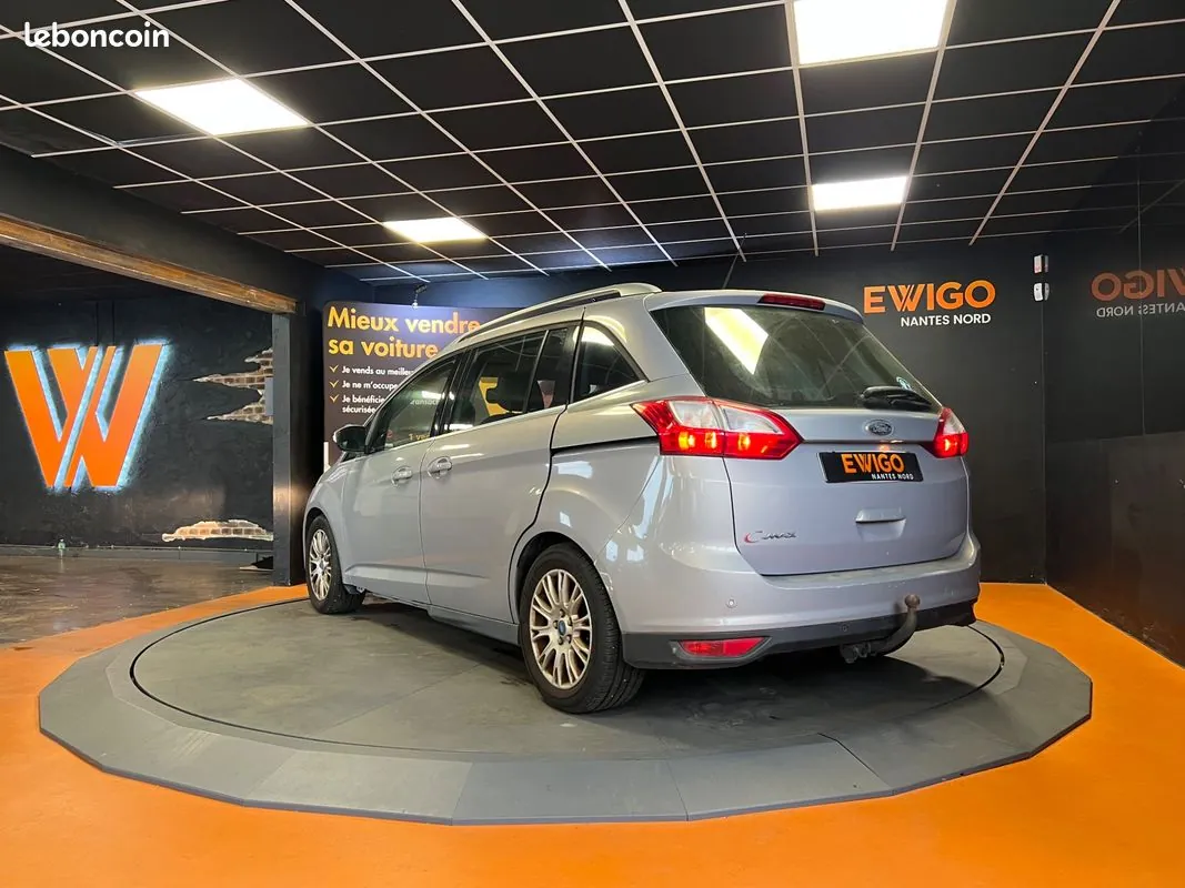Ford Grand C-Max 2011 photo 2