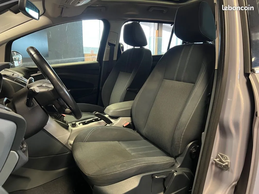 Ford Grand C-Max 2011 photo 4