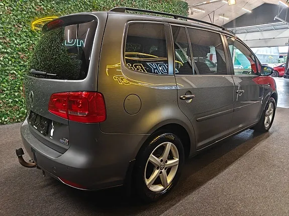 Volkswagen Touran 2015 photo 4