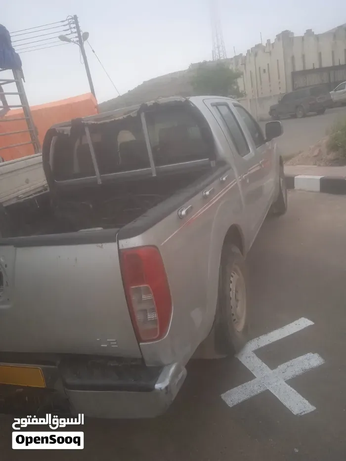 Nissan Navara 2008 photo 3