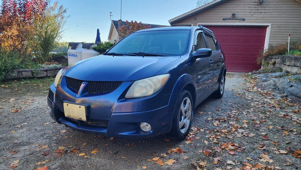Pontiac Vibe 2003 photo 3