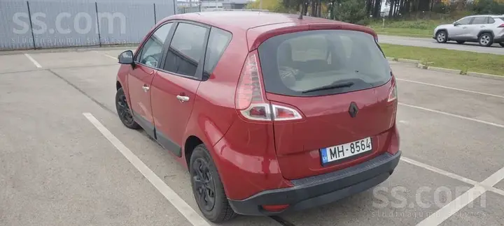 Renault Scenic 2010 photo 2