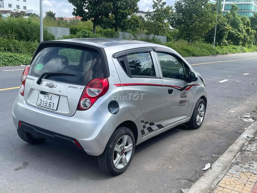 Chevrolet Spark 2016 photo 2