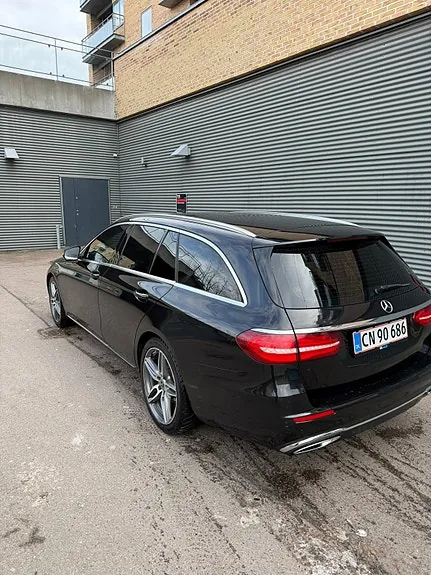 Mercedes-Benz E-Class 2017 photo 3