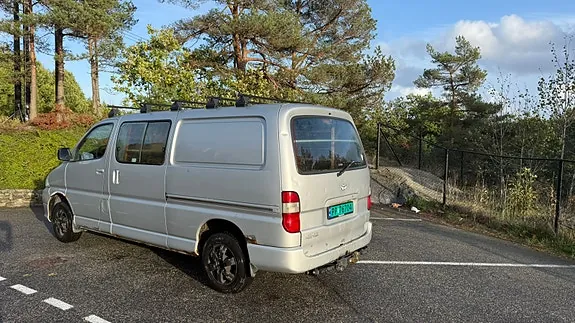 Toyota Hiace 2008 photo 3