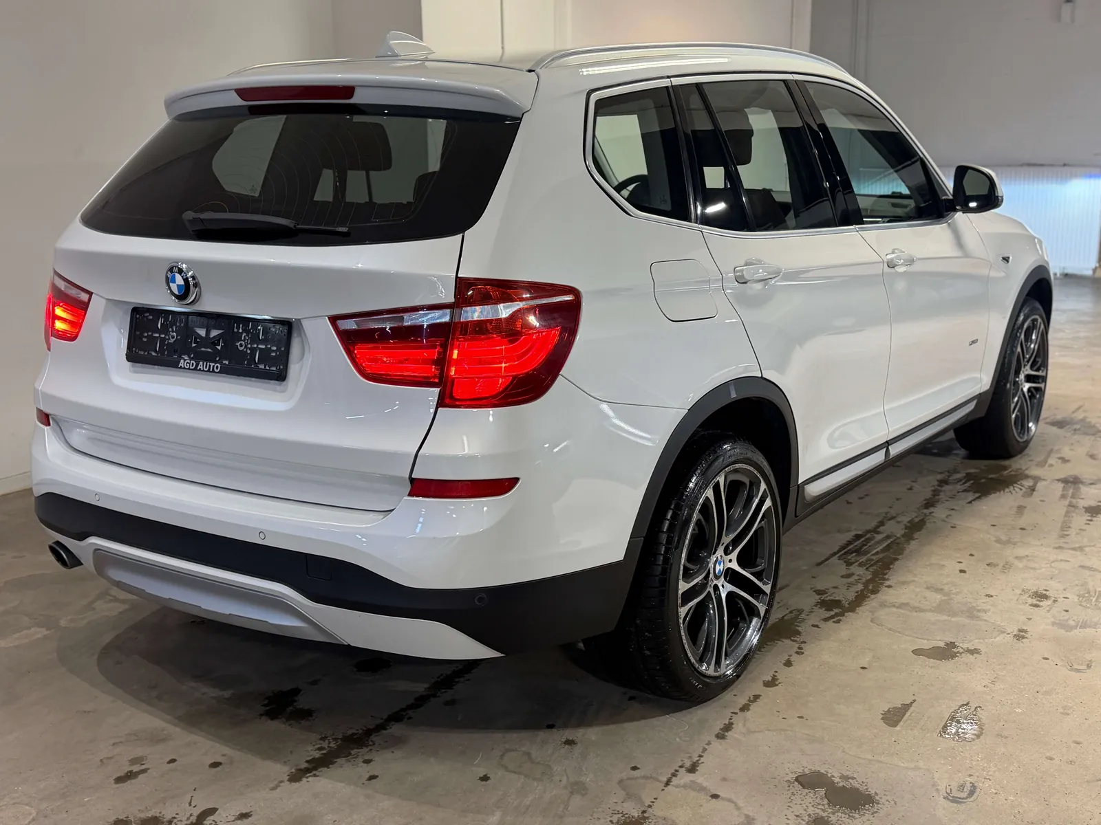BMW X3 2016 photo 2