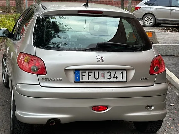 Peugeot 206 2007 photo 2