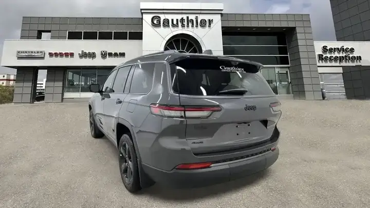 Jeep Grand Cherokee L 2026 photo 4