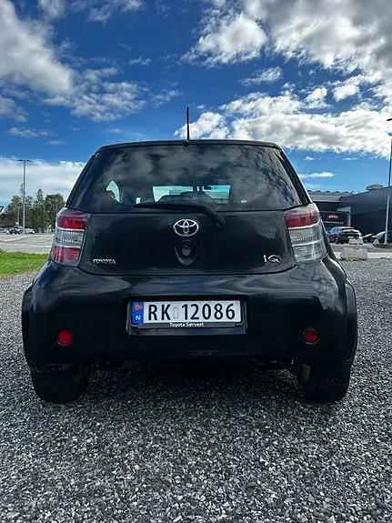 Toyota Iq 2009 photo 4