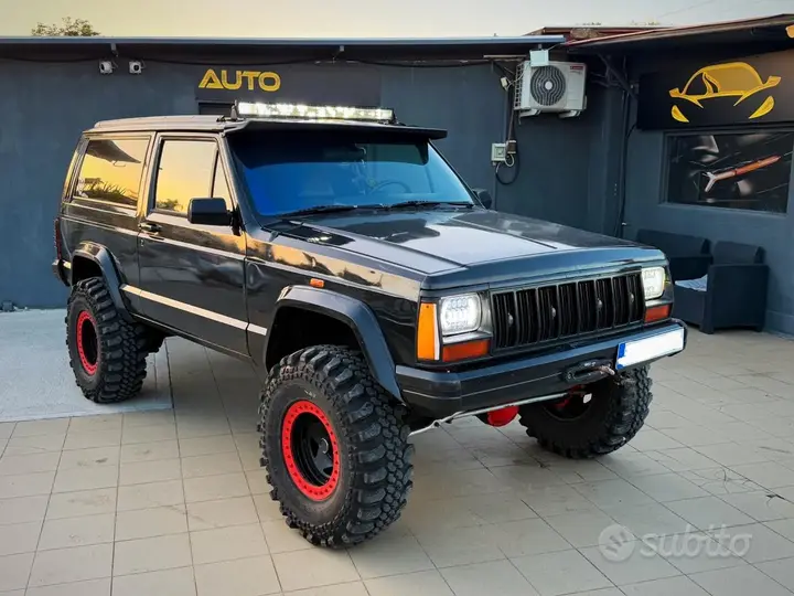 Jeep Cherokee