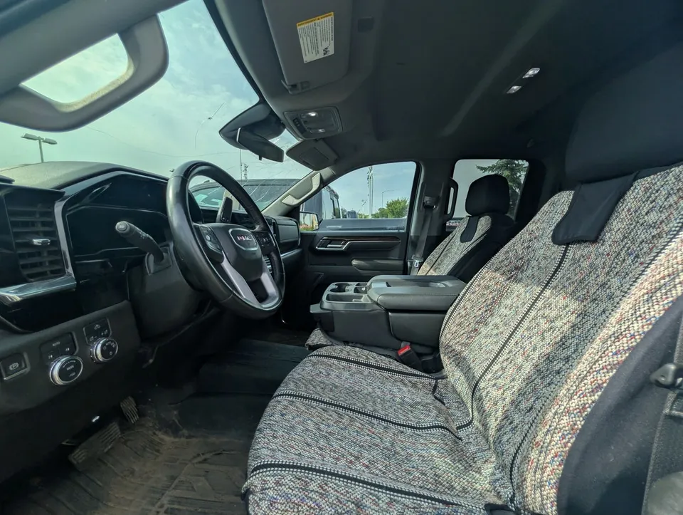 GMC Sierra 1500 2023 photo 3