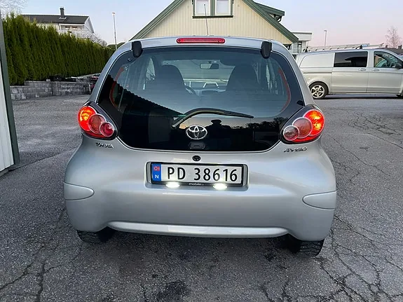 Toyota Aygo 2011 photo 4