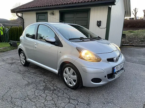 Toyota Aygo 2011 photo 3